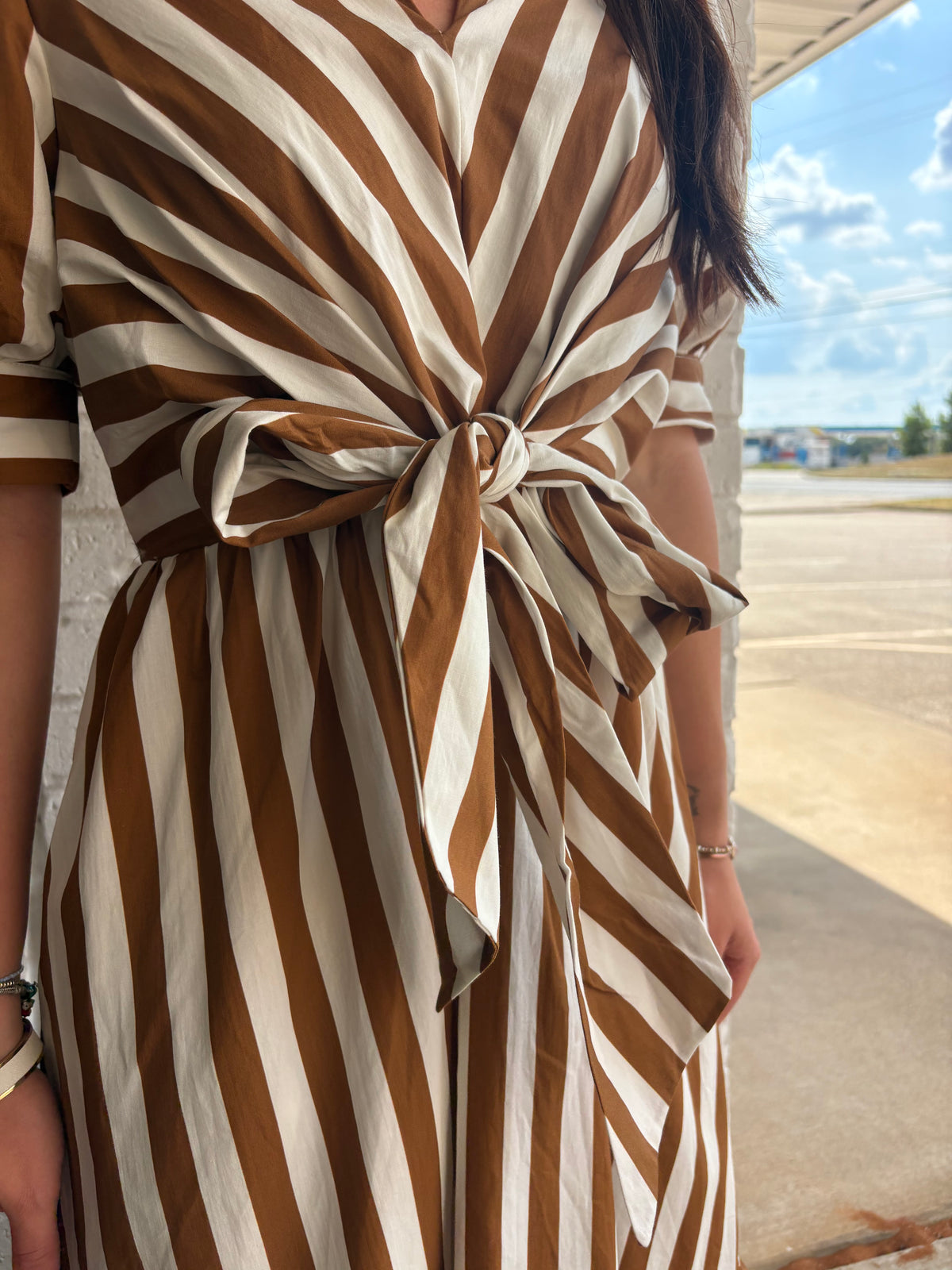 Entro Stripe Front Tie Midi Dress