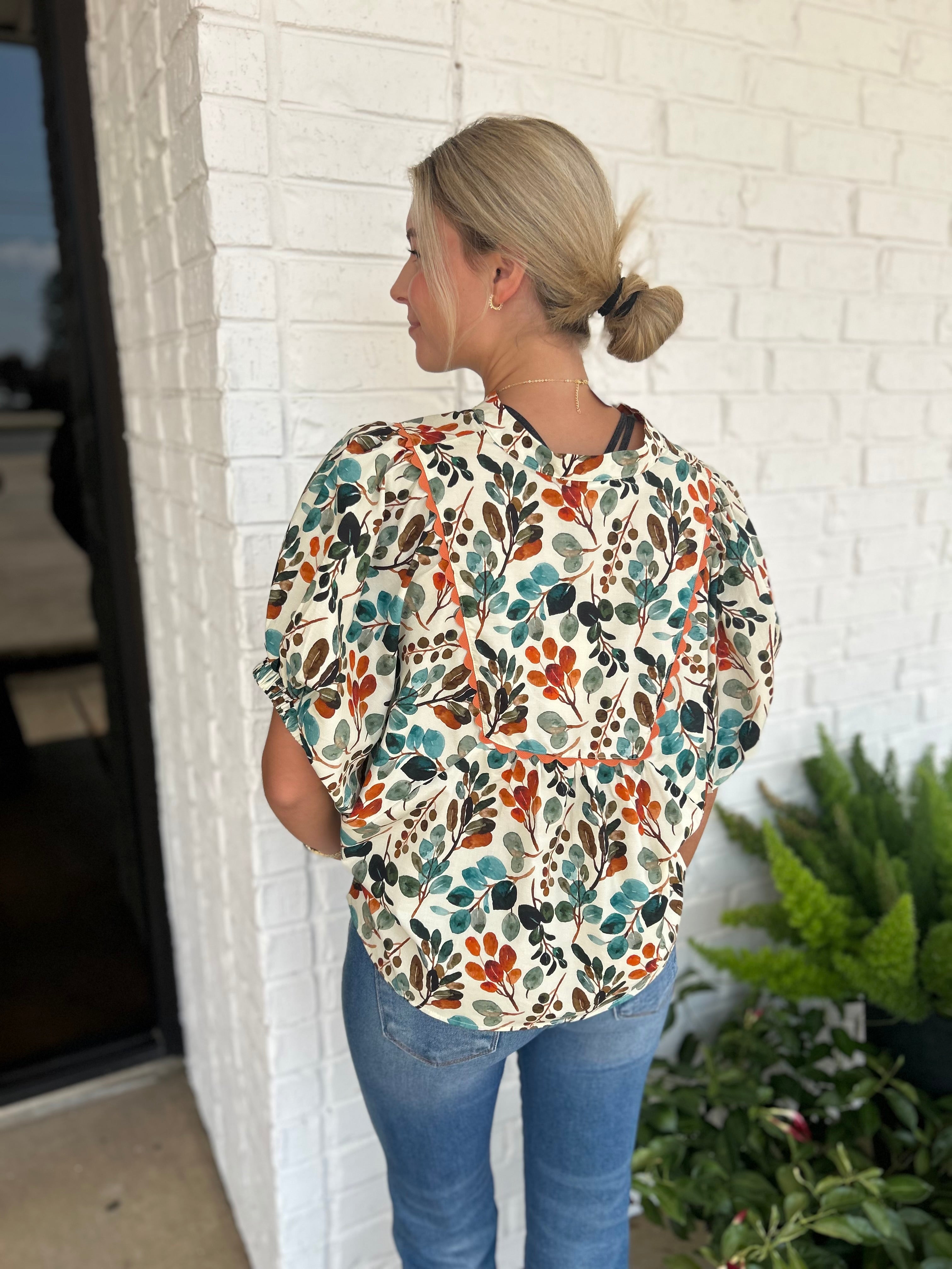 Botanical Print V Neck Dolman Contrast Trim SS Top