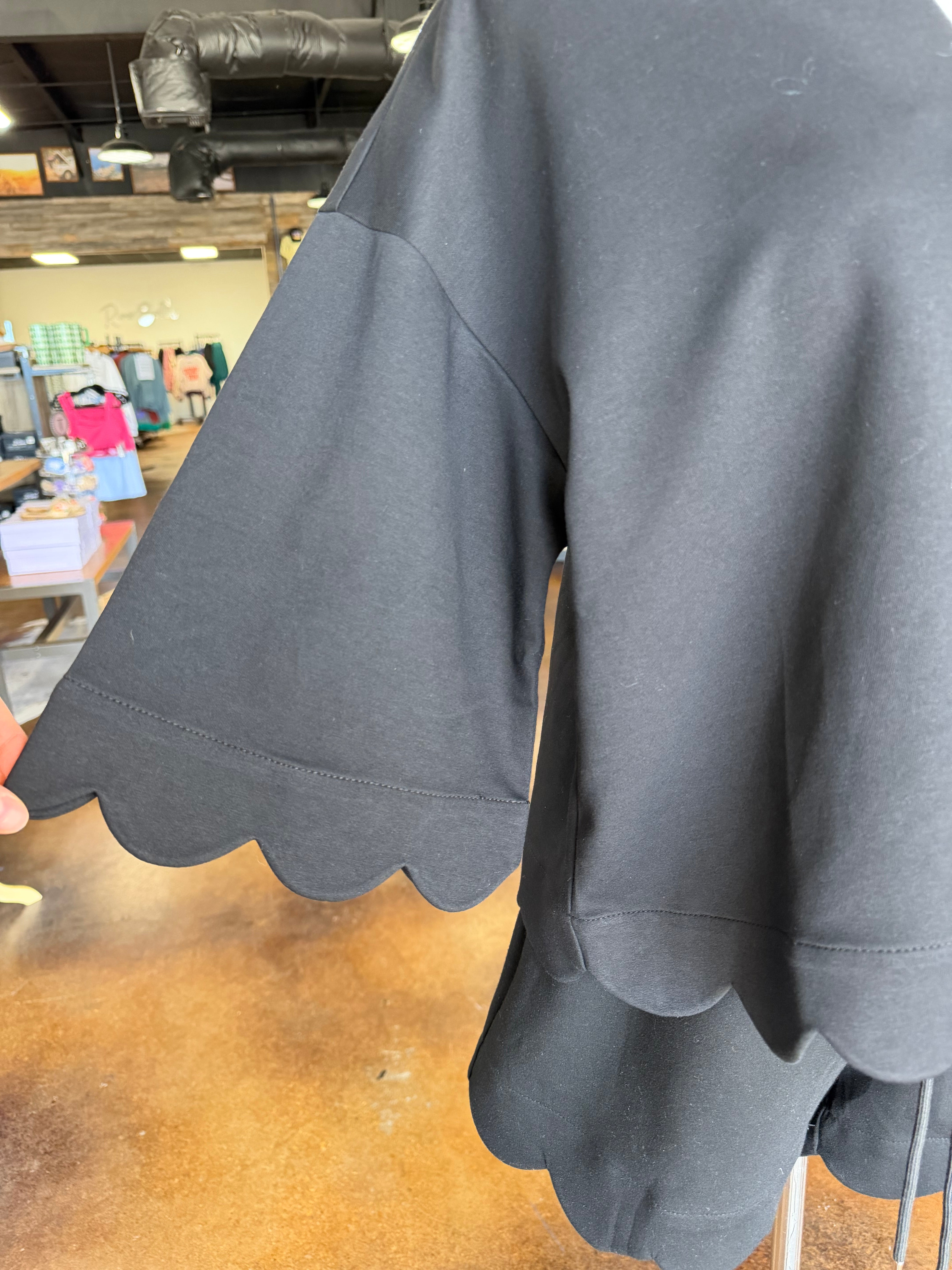 Entro Scalloped Shorts Sets