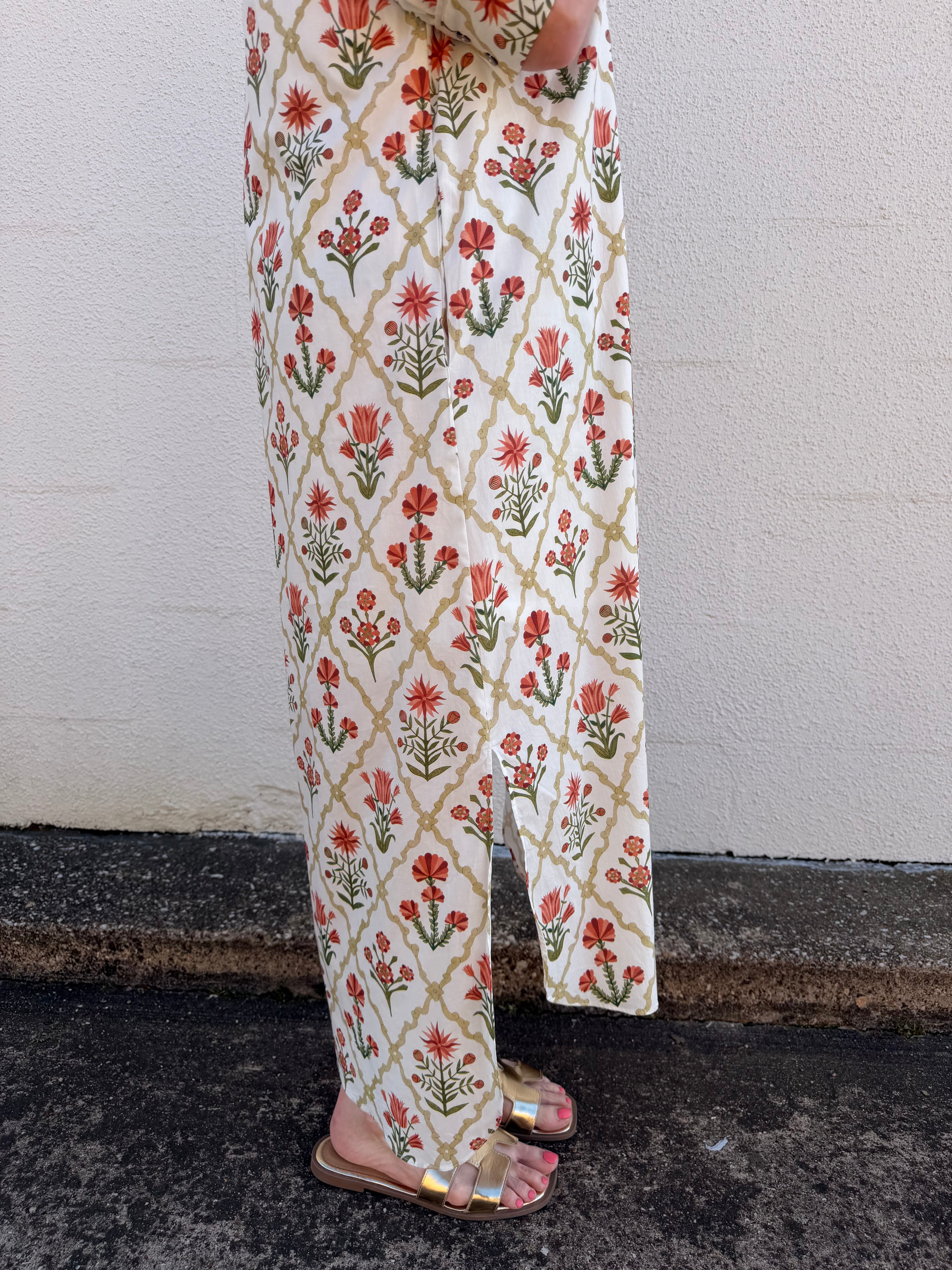 Entro Slit Flower Blouse Dress